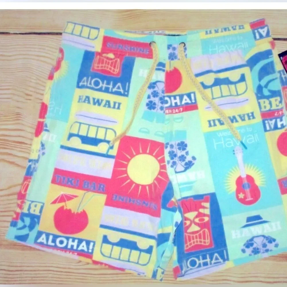Fresh Prints of Bel-Air Aloha Print board Shorts - Multicolor; Size Medium